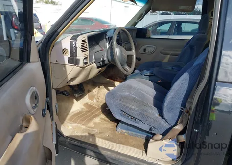 1998 GMC Sierra 1500 Sl Wideside из США, поврежденный, VIN 1GTEC14W3WZ553375